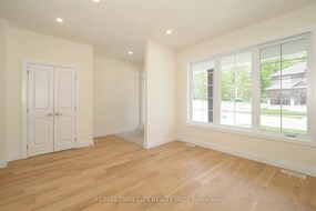 220 JEFFREY Place, Waterloo, ON