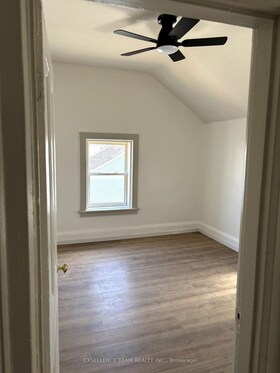 128 MCCONNELL Ave Avenue E, Stormont, Dund, ON , MLS #X12115772 , Image - 1