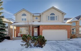 37 Grey Oak Drive, Wellington, ON , MLS #40694606 , Image - 1