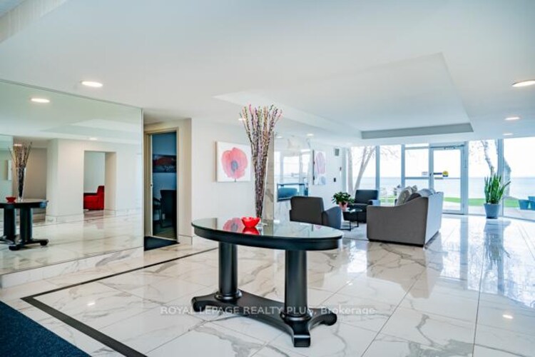 5280 Lakeshore Road, Burlington, ON, Appleby