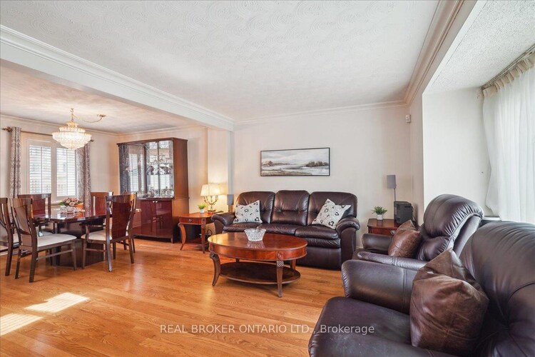 38 Riverview Heights, Toronto, ON, Humber Heights