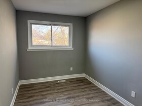 6862 Darcel Avenue, Peel, ON , MLS #W12122060 , Image - 1