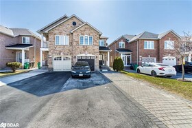 450 Oaktree Circle, Peel, ON , MLS #40716354 , Image - 1