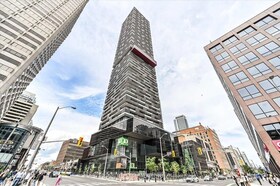 8 Eglinton Avenue E, Toronto, ON