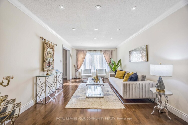 261 Hoover Drive W, Pickering, ON, Rougemount