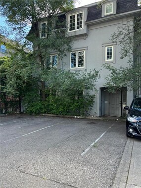 124 King Street N, Waterloo, ON