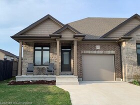 15 Bur Oak Drive, Waterloo, ON , MLS #40720966 , Image - 1