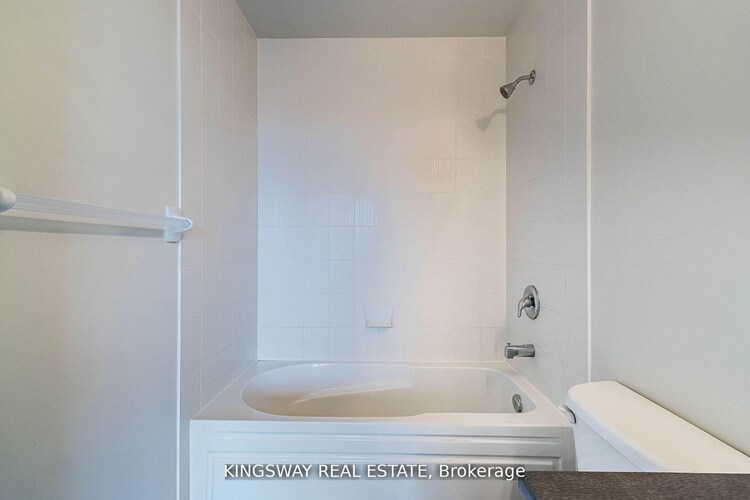 349 RATHBURN Road W, Mississauga, ON, City Centre