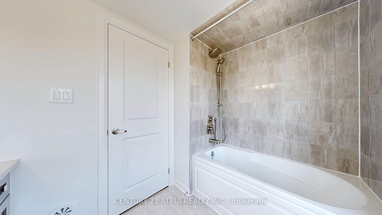 205 The Donway East N/A, Toronto, ON, Banbury-Don Mills