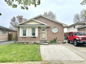 6355 Armstrong Drive, Niagara, ON , MLS #X12122983 , Image - 1