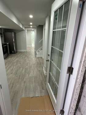 859 Shepherd Place, Halton, ON , MLS #W12122997 , Image - 1