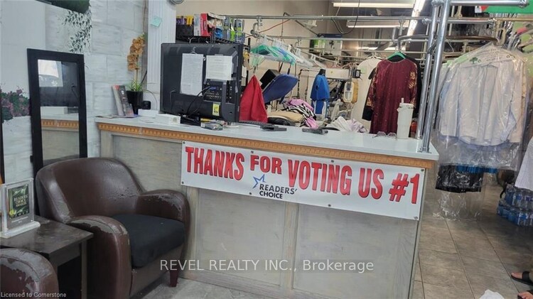 1508 Upper James Street, Hamilton, ON, Mewburn