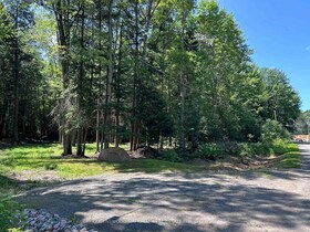 63 Annie Mayhew Road, Renfrew, ON , MLS #X12123328 , Image - 1