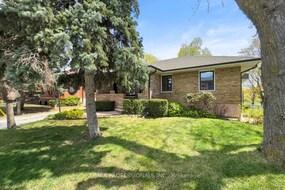 33 Heathrow Drive, Toronto, ON