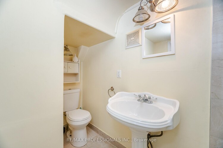 11 Jeanette Street, Toronto, ON, Cliffcrest