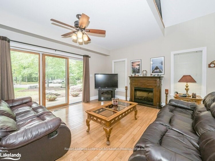 2411 Hwy. 118 E. Highway, Bracebridge, ON, Draper