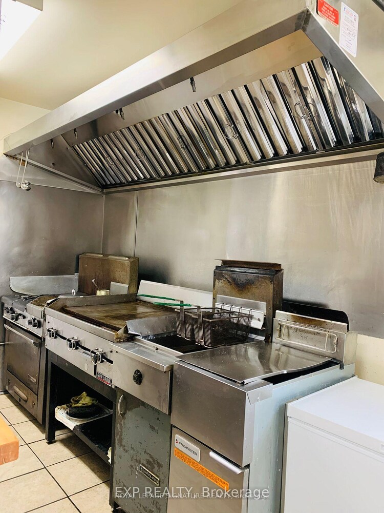 186 King Street, Thames Centre, ON, Thorndale