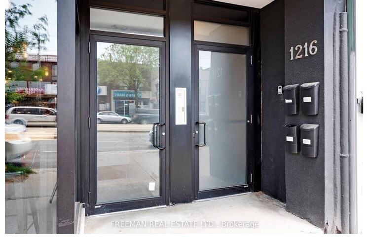 1216 St Clair Avenue W, Toronto, ON, Corso Italia-Davenport