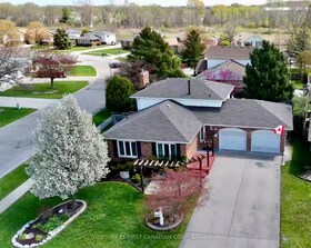 100 Hastings Crescent, Lambton, ON , MLS #X12123895 , Image - 1
