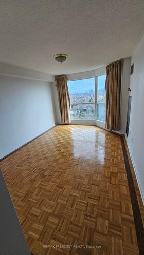 2155 Burnhamthorpe Road W, Peel, ON , MLS #W12123972 , Image - 1