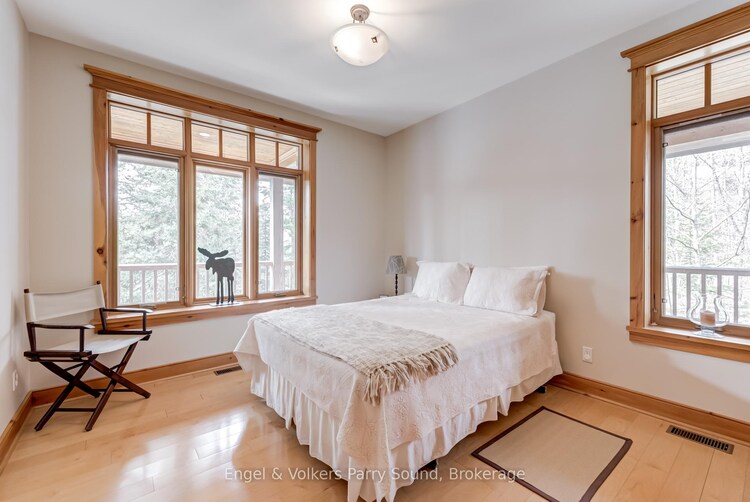 35 SHAKELL Road, Whitestone, ON, Dunchurch