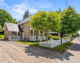 134 HIGHLAND Street, Haliburton, ON , MLS #X13128146 , Image - 1