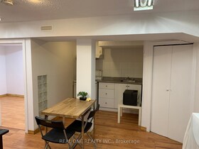 37 Middleton Court, York, ON , MLS #N12124535 , Image - 1