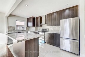15 Valparaiso Avenue, Toronto, ON