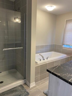 1520 Davenport Crescent, Frontenac, ON , MLS #X12125131 , Image - 1