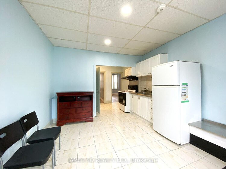 293 Broadview Avenue, Toronto, ON, South Riverdale