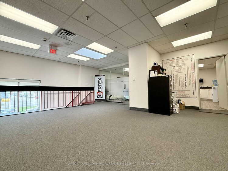 400 Flint Road, Toronto, ON, York University Heights