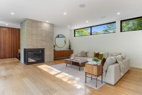 151 St Andrews Street N, Perth, ON