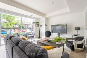 80 Vanauley Street, Toronto, ON