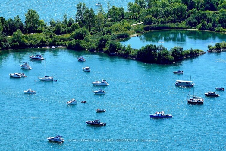 1 Palace Pier Court, Toronto, ON, Mimico