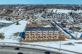 525 Erinbrook Drive, Waterloo, ON , MLS #40721963 , Image - 1
