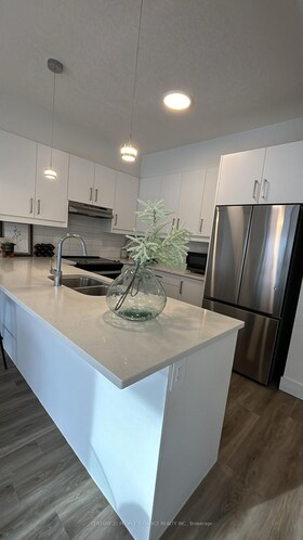 3635 Southbridge Avenue, Middlesex, ON , MLS #X12126331 , Image - 1
