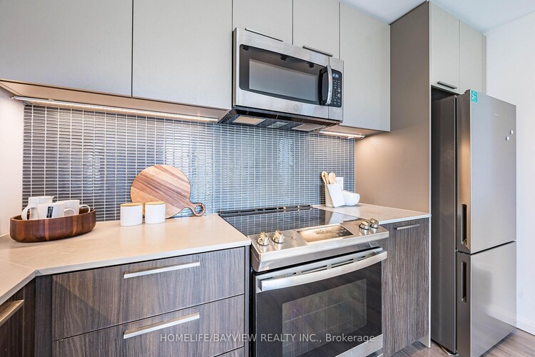 10 Brin Drive, Toronto, ON, Edenbridge-Humber Valley