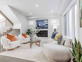 12 York Downs Boulevard, York, ON , MLS #N12126447 , Image - 1