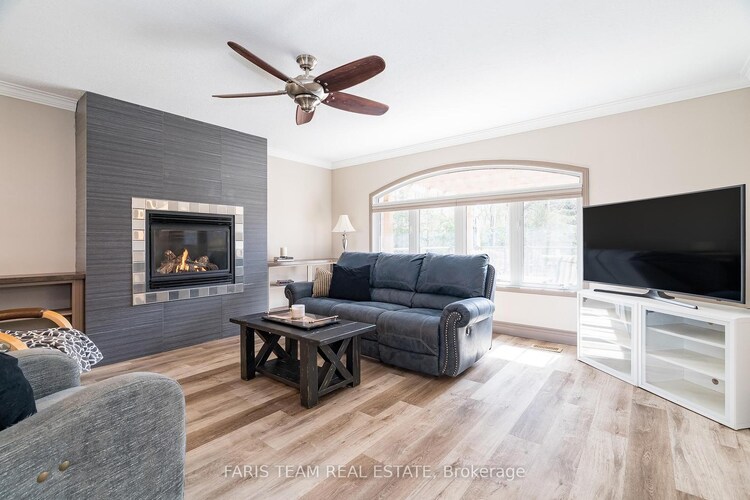 6 Meadowbrook Boulevard, Tiny, ON, Rural Tiny