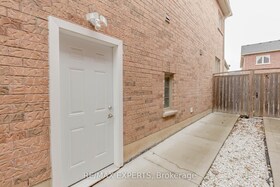 587 Grant Way, Halton, ON , MLS #W12126732 , Image - 1
