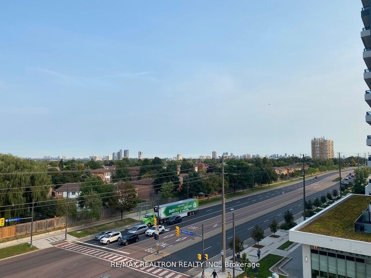 7950 Bathurst Street, Vaughan, ON, Beverley Glen