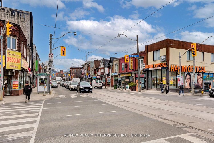 638 Dufferin Street, Toronto, ON, Little Portugal