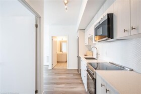 15 Wellington Street S, Waterloo, ON , MLS #40724144 , Image - 1