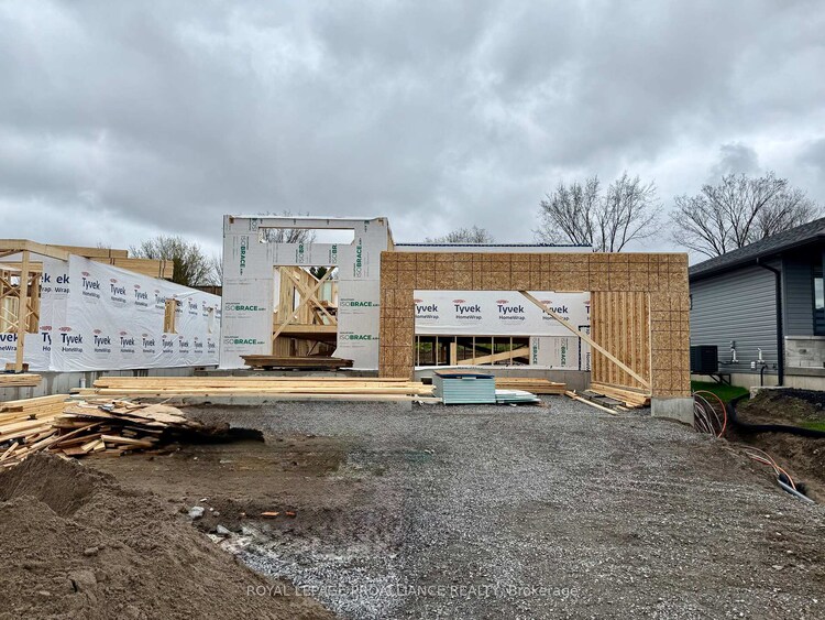 27 Schmidt Way, Quinte West, ON, Murray Ward