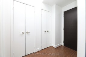 112 George Street, Toronto, ON