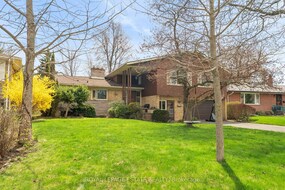 77 Toynbee Trail, Toronto, ON