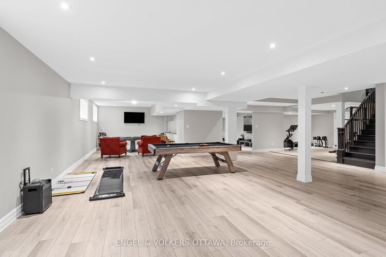 450 Lockmaster Crescent, Manotick - Kars - Rideau Twp and Area, ON, 8002 - Manotick Village & Manotick Estates