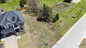 187 QUEEN Street, Middlesex, ON , MLS #X12578728 , Image - 1
