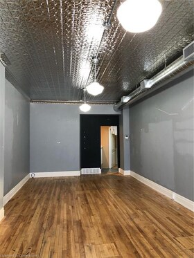 5 Queen St E Street E, Waterloo, ON , MLS #40725507 , Image - 1