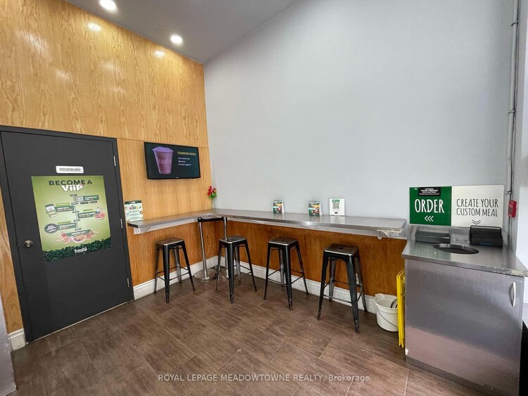 1250 Bay Street S, Toronto, ON, Annex